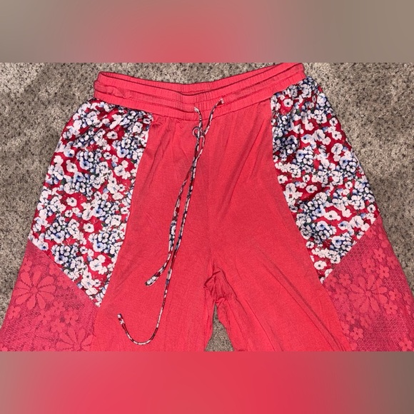 POL Coral Pink Floral Wide Leg Patchwork Pants Meadowlands Mix Size Small - Picture 16 of 16